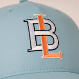 Casquette bleu ciel BL BACK to LEGEND (zoom broderie)