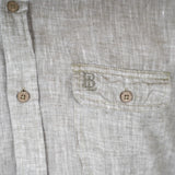 Chemise à manches longues homme vert amande en lin BACK TO LEGEND (zoom poche poitrine)