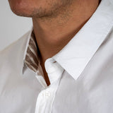 Chemise Homme blanche à manches longues en popline (zoom col)