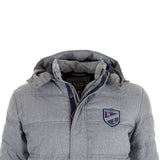 Parka Homme grise déperlante effet doudoune (zoom poitrine et capuche)
