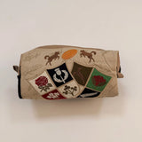 Pochette upcyclée multi-usage beige & noir Barbarians (face avant)