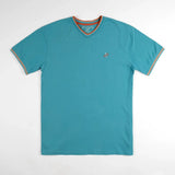 T-shirt bleu turquoise col V pour homme BACK to LEGEND (vêtement à plat de face)
