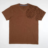 T-shirt maori marron pour homme col V BACK TO LEGEND (vêtement à plat de face)