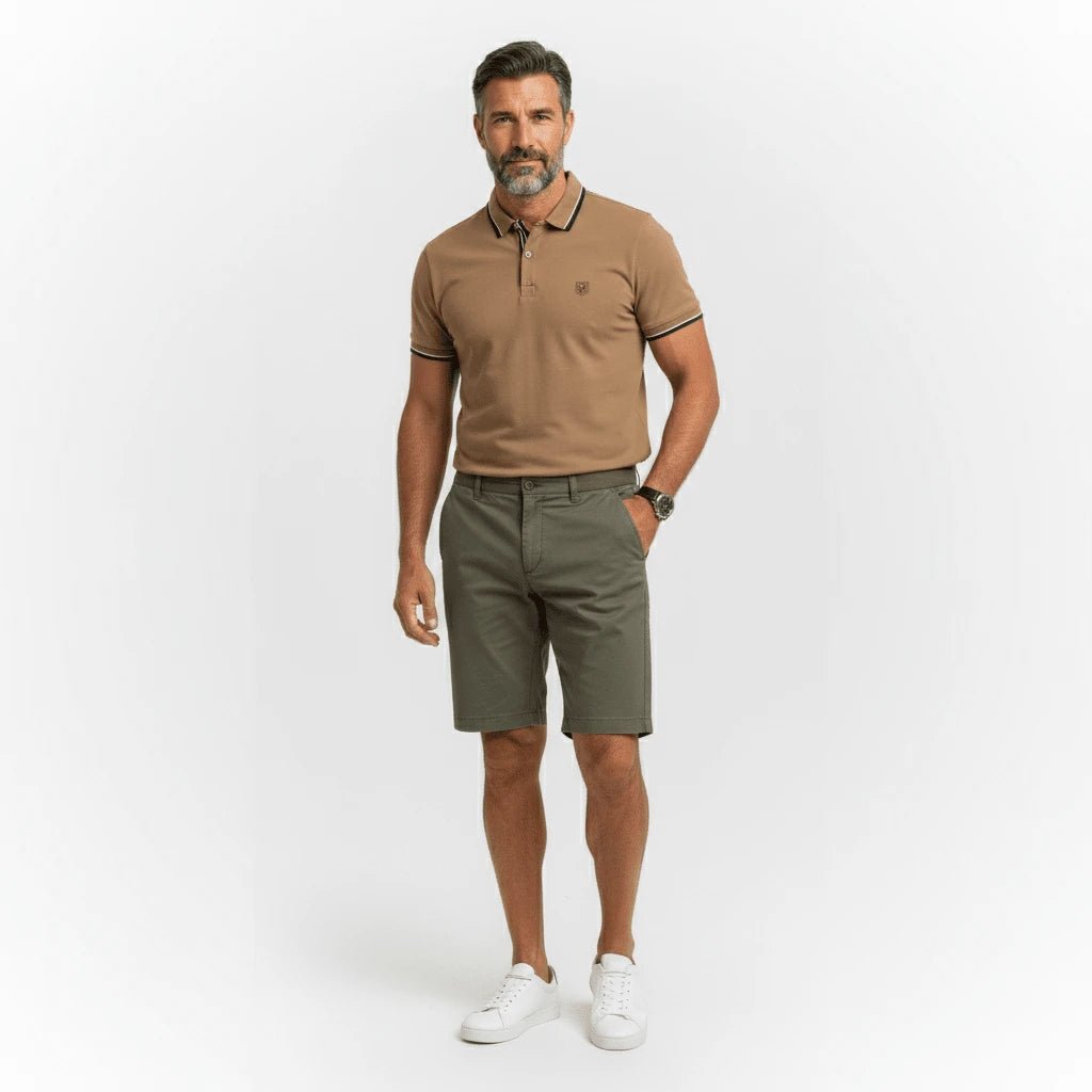 Bermuda coupe chino vert amande pour homme BACK TO LEGEND