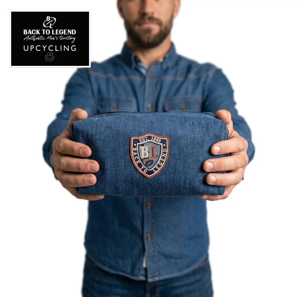 Pochette upcyclée multi usage en jean stone wash - BACK TO LEGEND