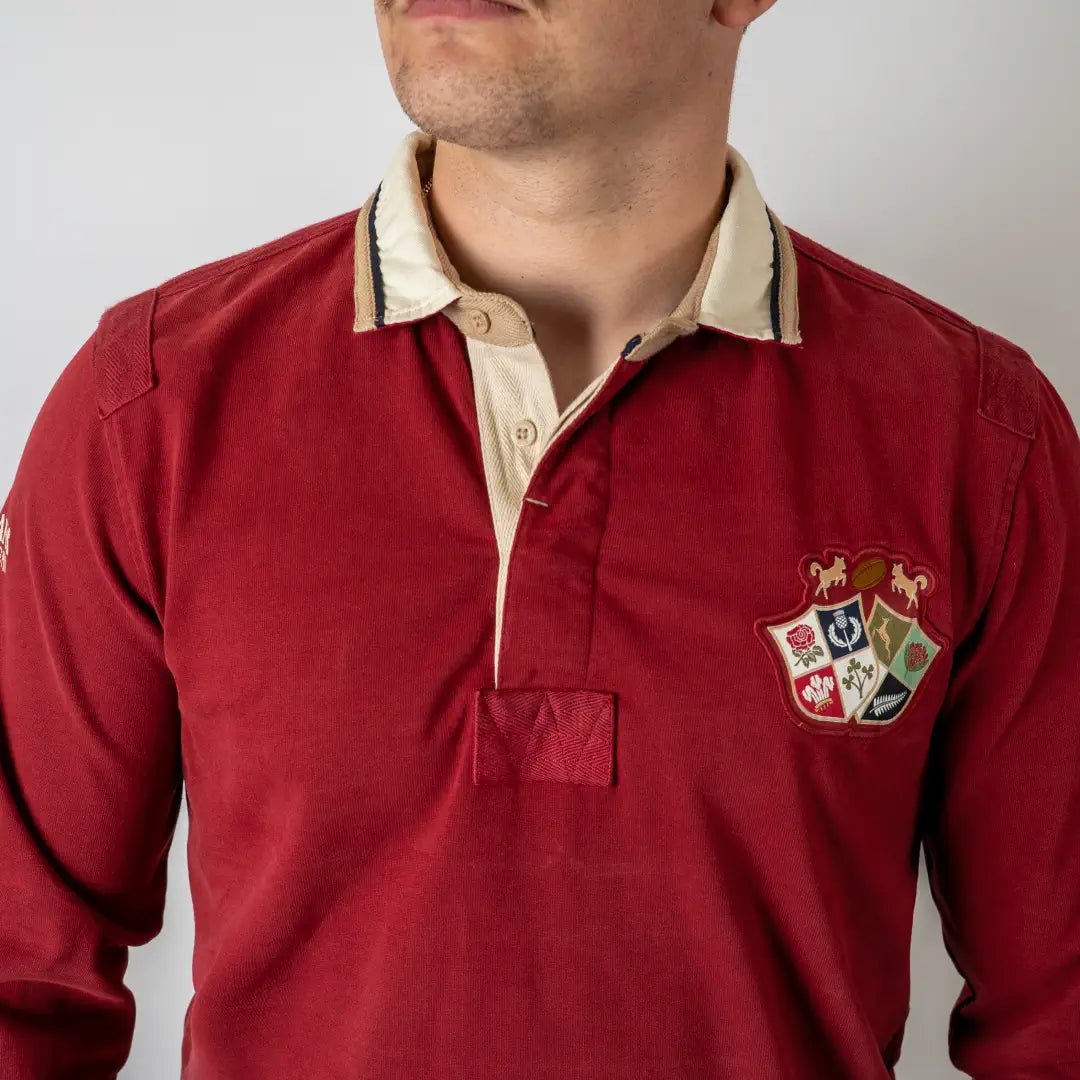 Polo homme à manches longues Barbarians rouge acajou (zoom poitrine et col)