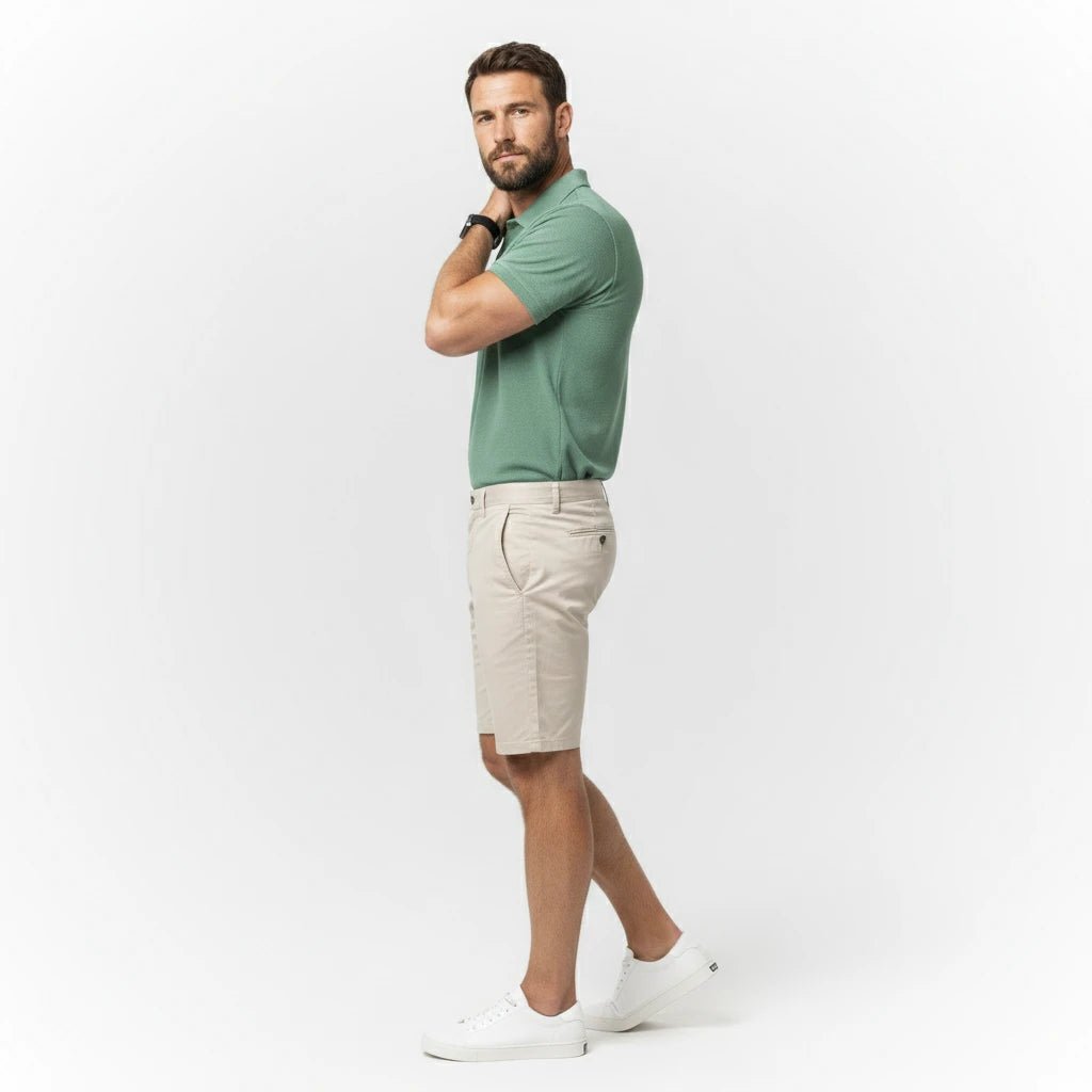 Polo vert cactus en tissu éponge pour homme BACK to LEGEND (vue de profil)