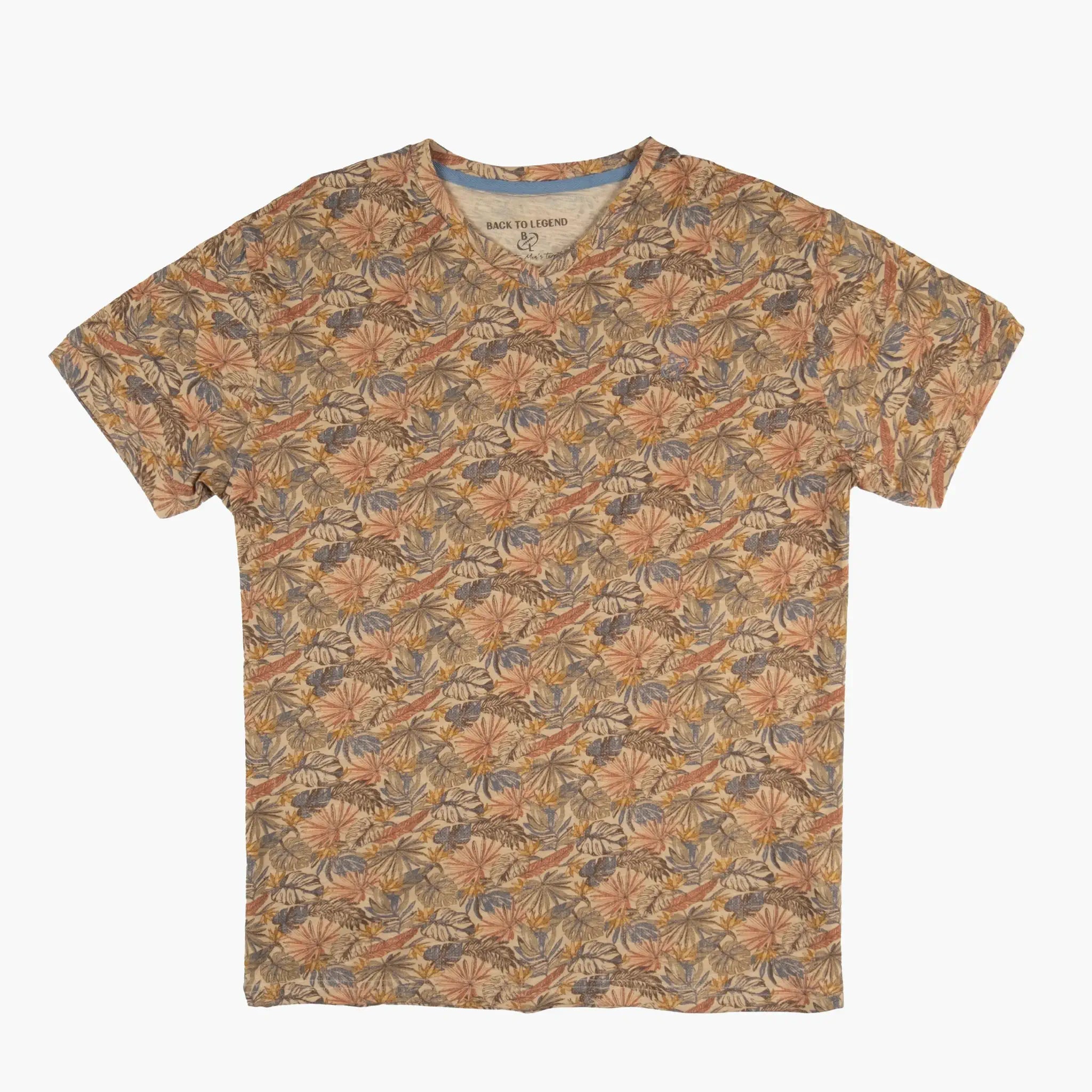 T-shirt floral beige col V pour homme BACK to LEGEND (vêtement à plat de face)