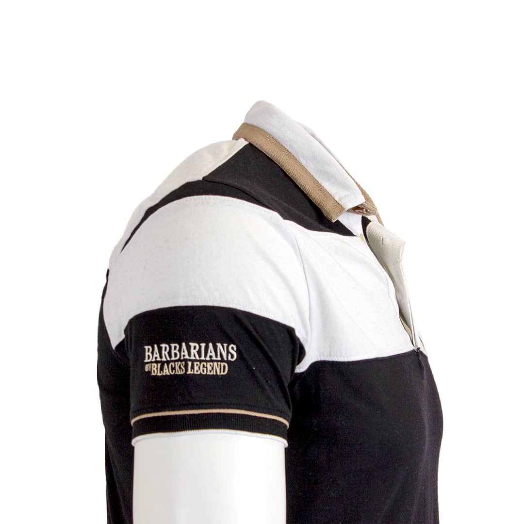 Polo noir et blanc Barbarians n°15 Blacks Legend (Vue de profil)